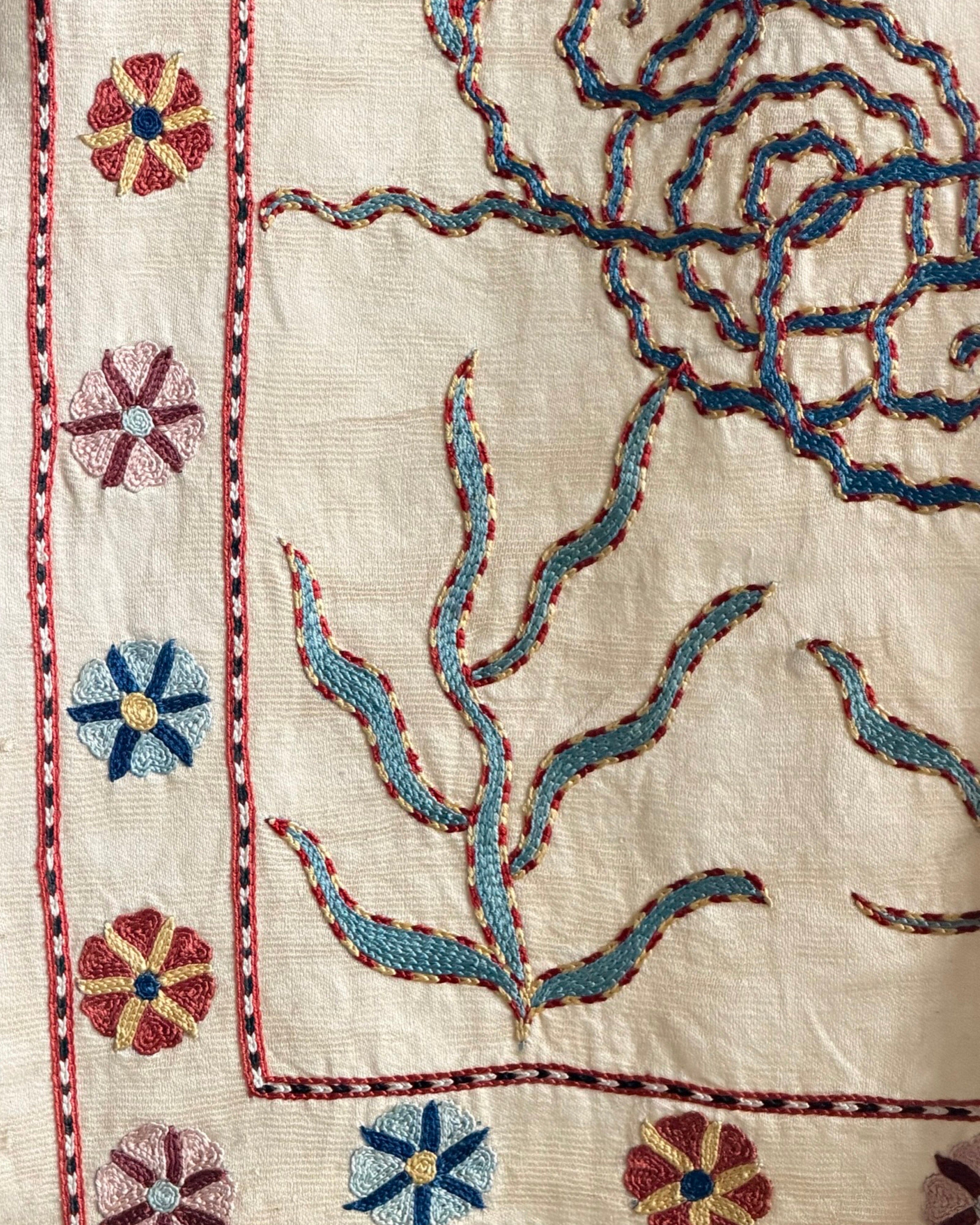 Hand Stitched Suzani (CSSU221022| 61 x 75") Suzani Aziz Suzani 