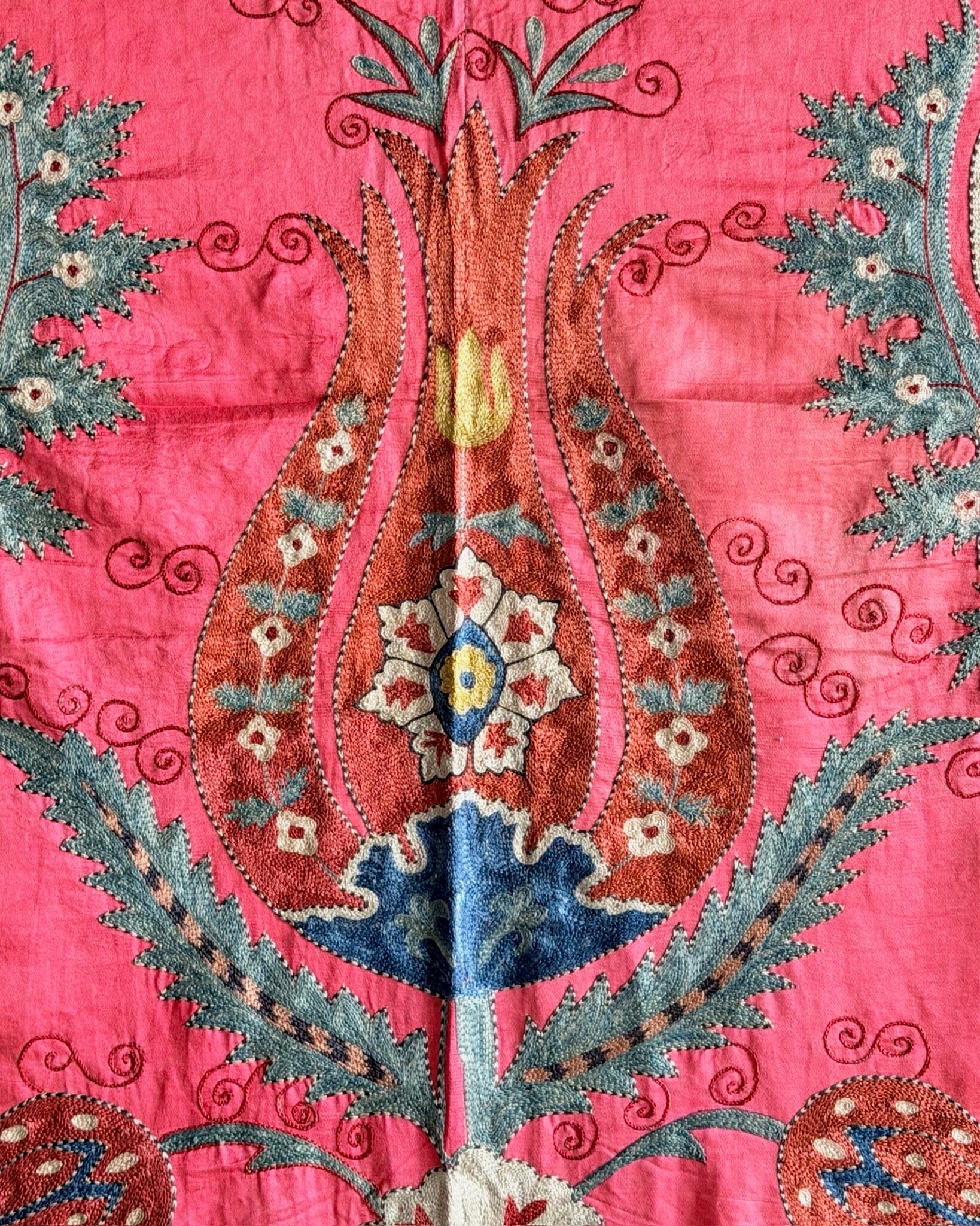 Hand Stitched Suzani (CSSU610226 | 45 x 63") Suzani Aziz Suzani 