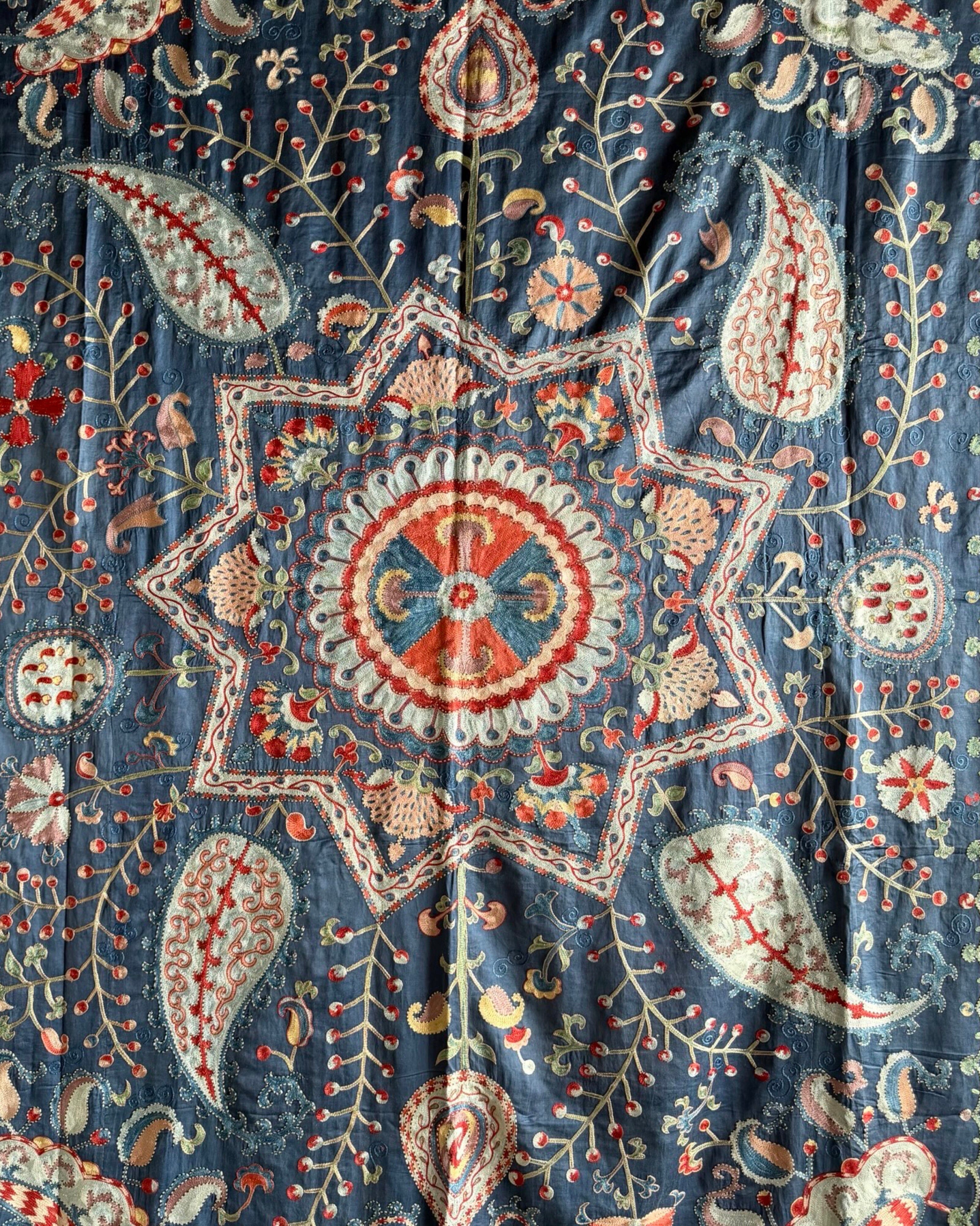 Hand Stitched Suzani (CSSU611226 | 84 x 105" ) Suzani Aziz Suzani 