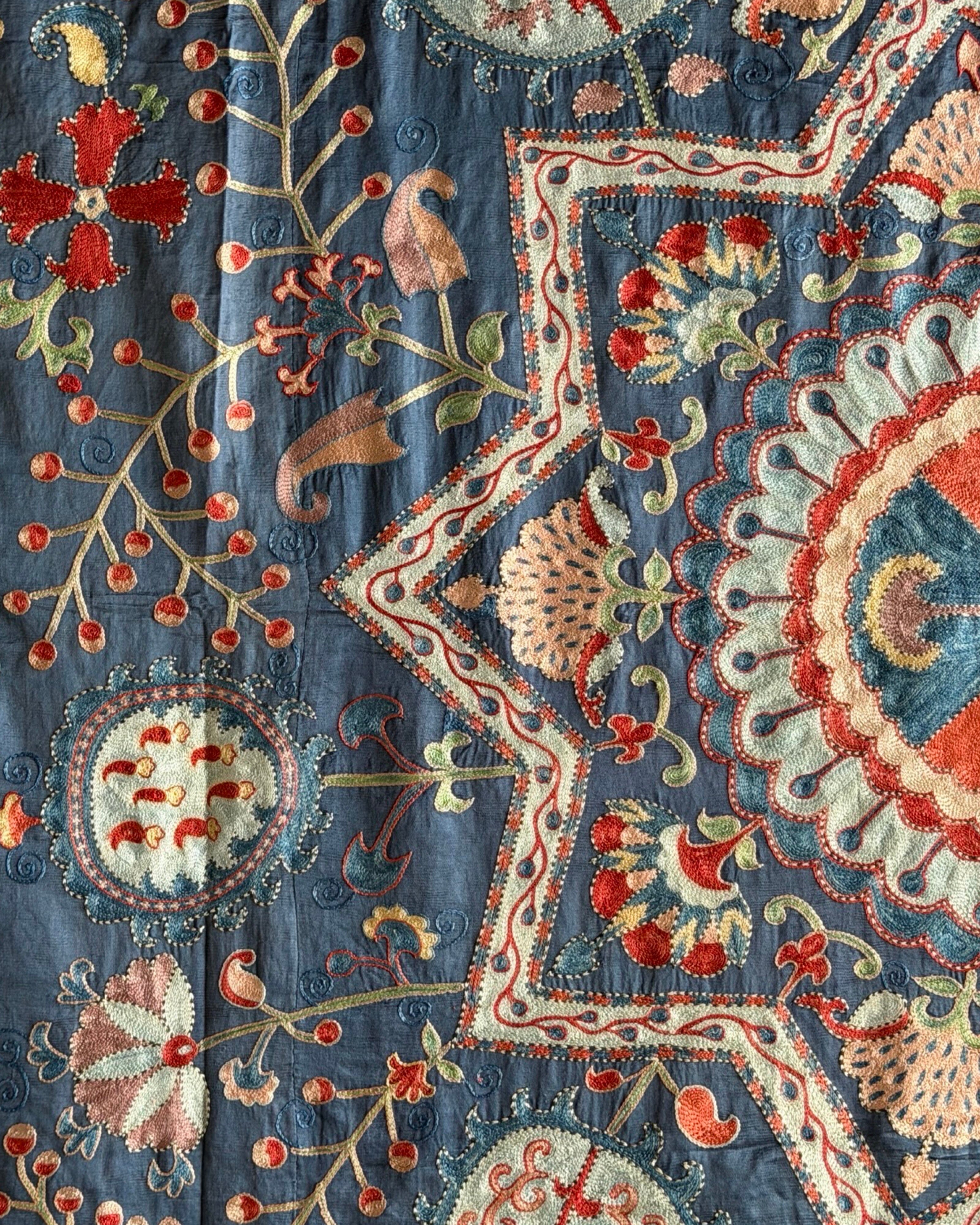 Hand Stitched Suzani (CSSU611226 | 84 x 105" ) Suzani Aziz Suzani 