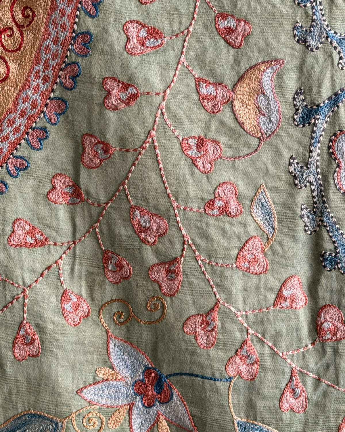 Hand Stitched Suzani (CSSU611426 | 85 x 95" ) Suzani Aziz Suzani 