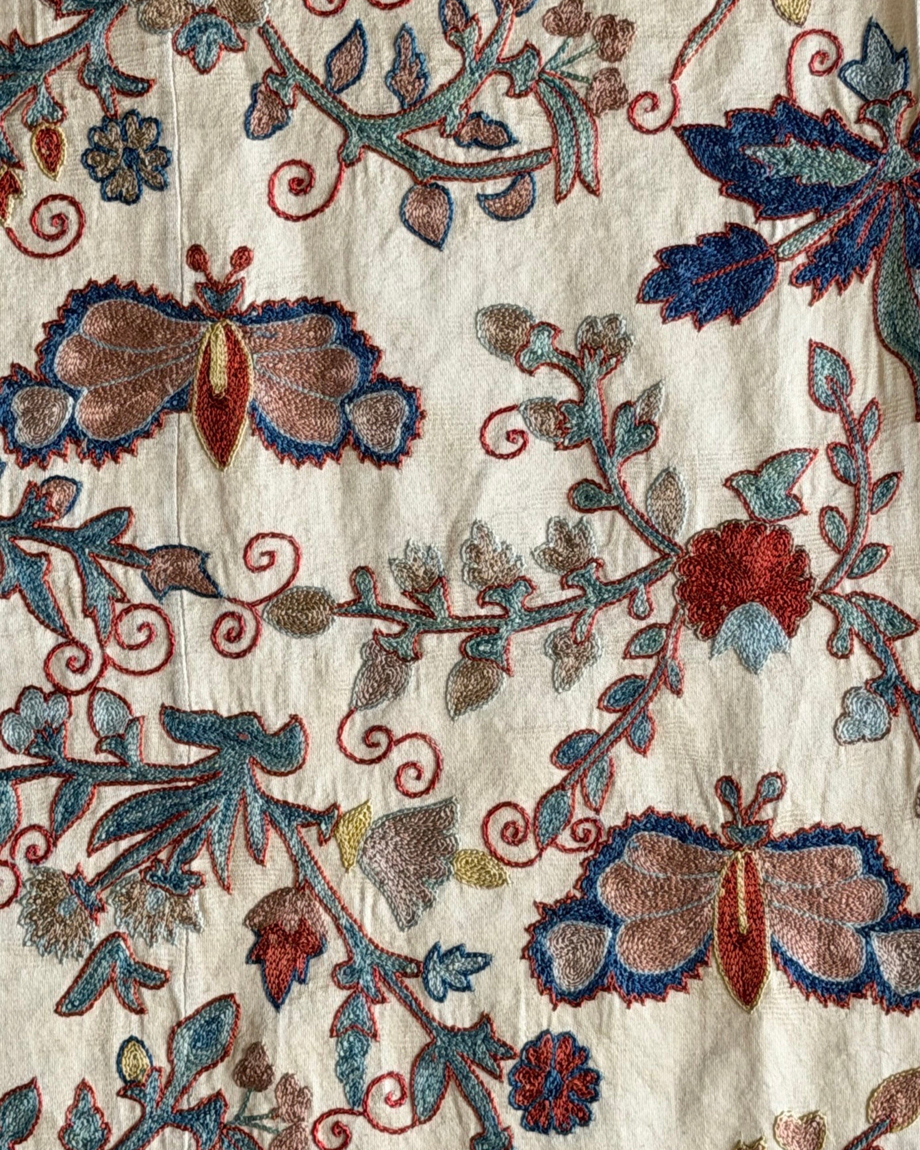 Hand Stitched Suzani (CSSU66326 | 65 x 85" ) Suzani Aziz Suzani 