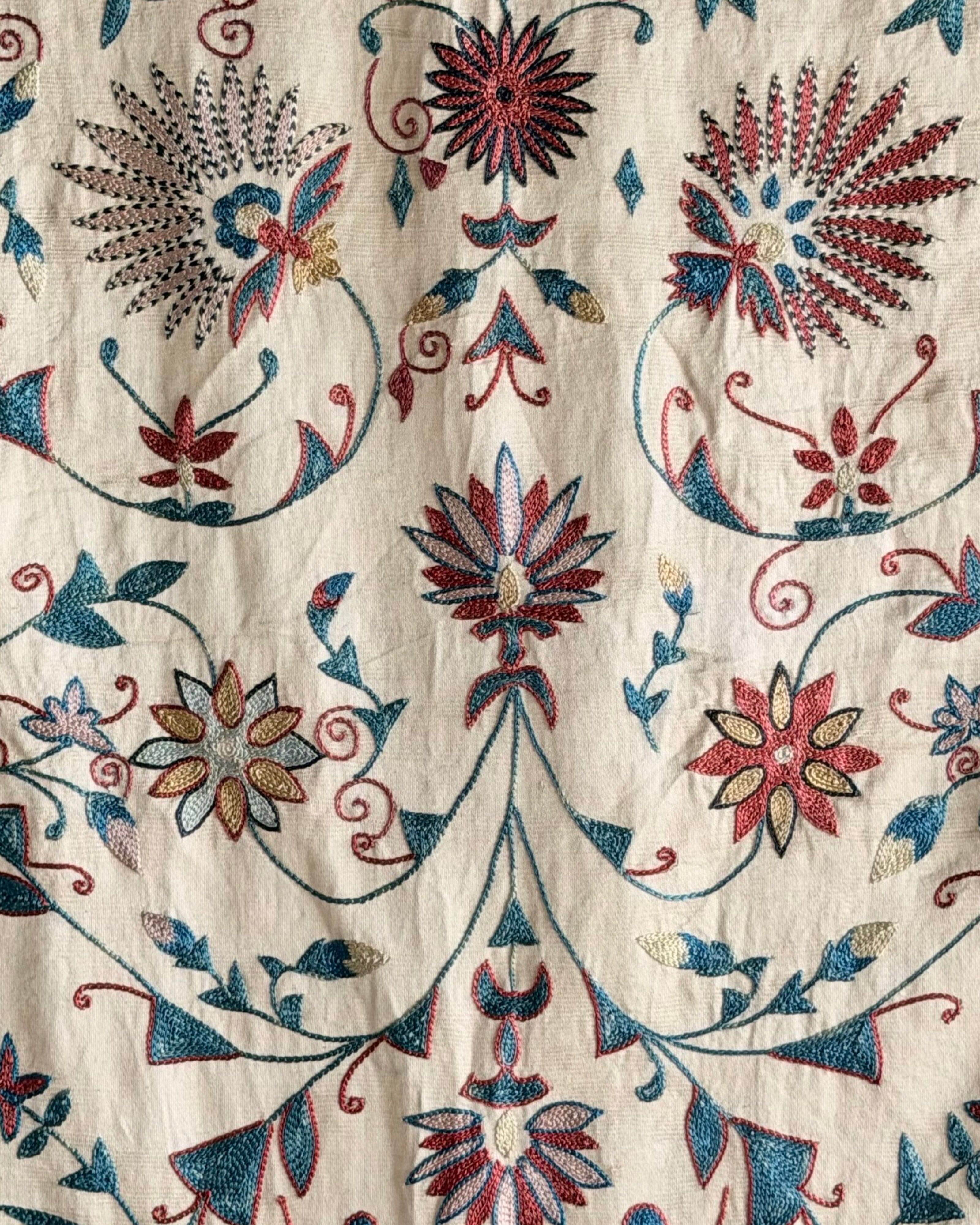 Hand Stitched Suzani (CSSU66726 | 63 x 99 ") Suzani Aziz Suzani 