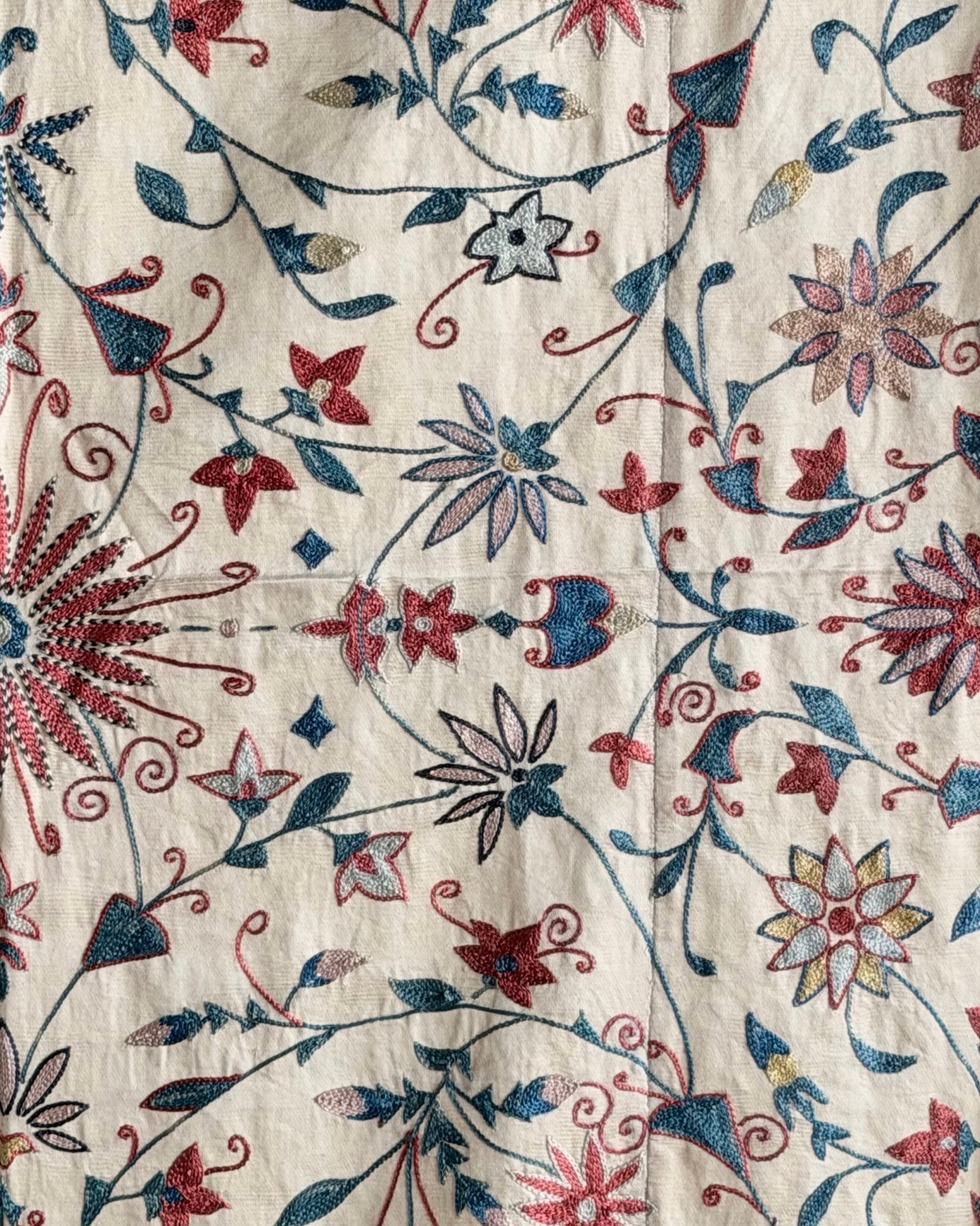Hand Stitched Suzani (CSSU66726 | 63 x 99 ") Suzani Aziz Suzani 