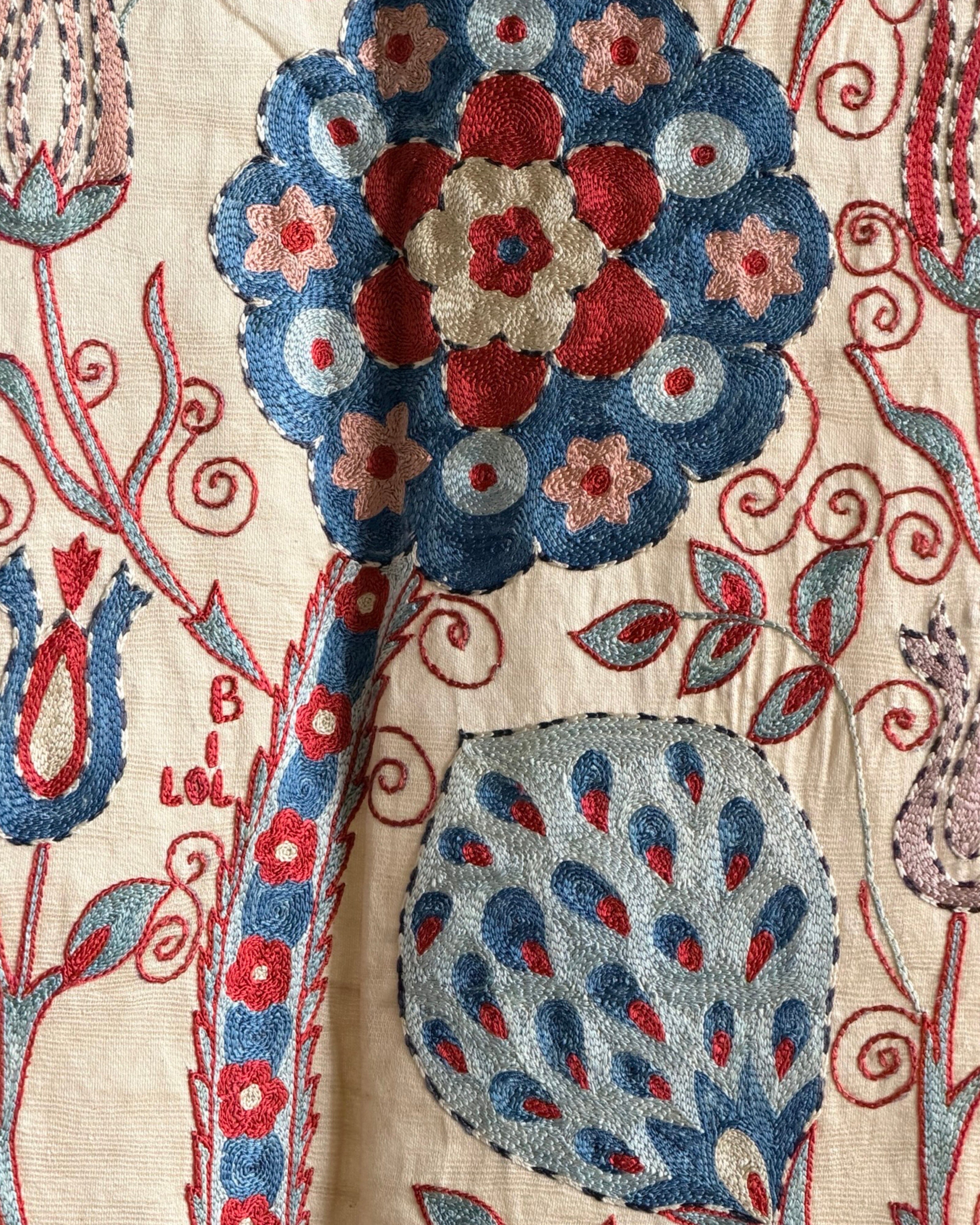 Hand Stitched Suzani (CSSU67026 | 68 x 104" ) Suzani Aziz Suzani 