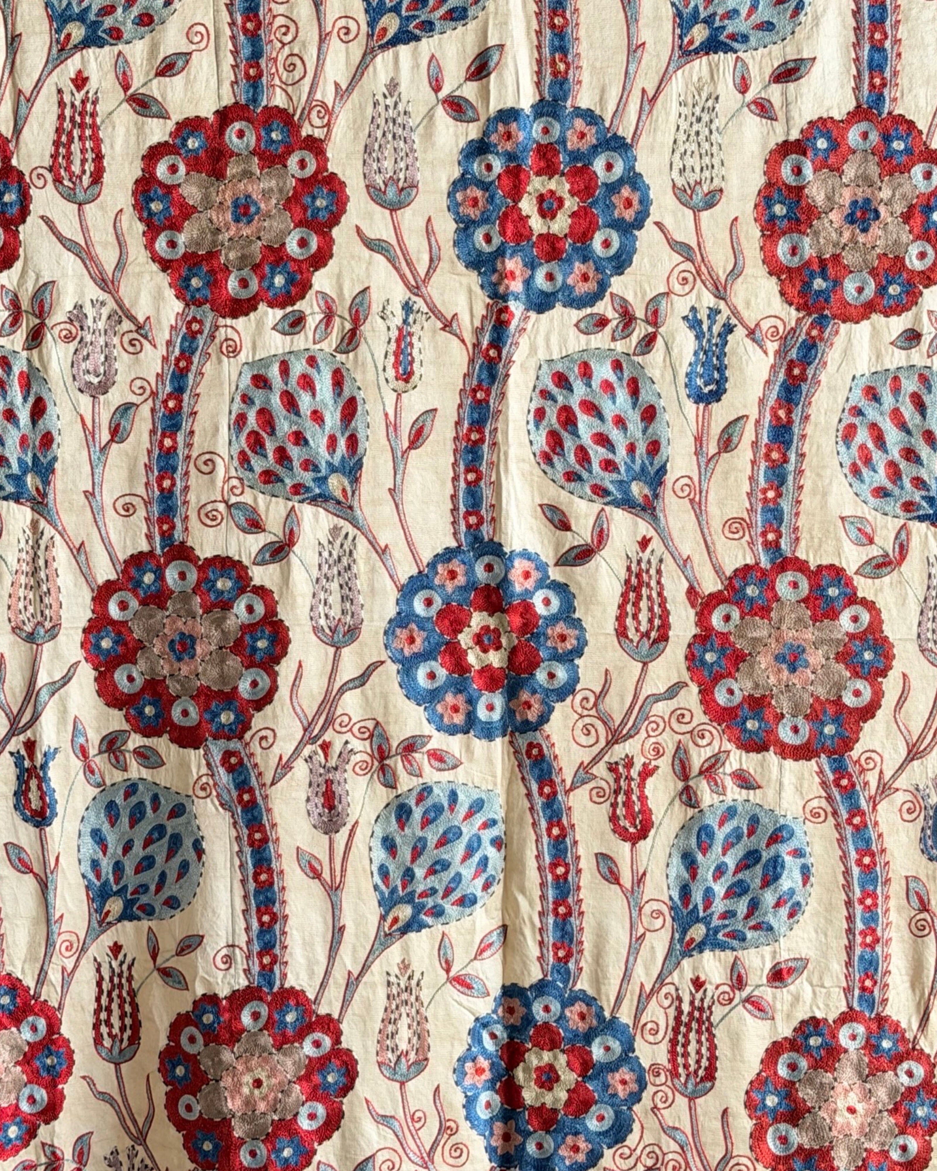 Hand Stitched Suzani (CSSU67026 | 68 x 104" ) Suzani Aziz Suzani 