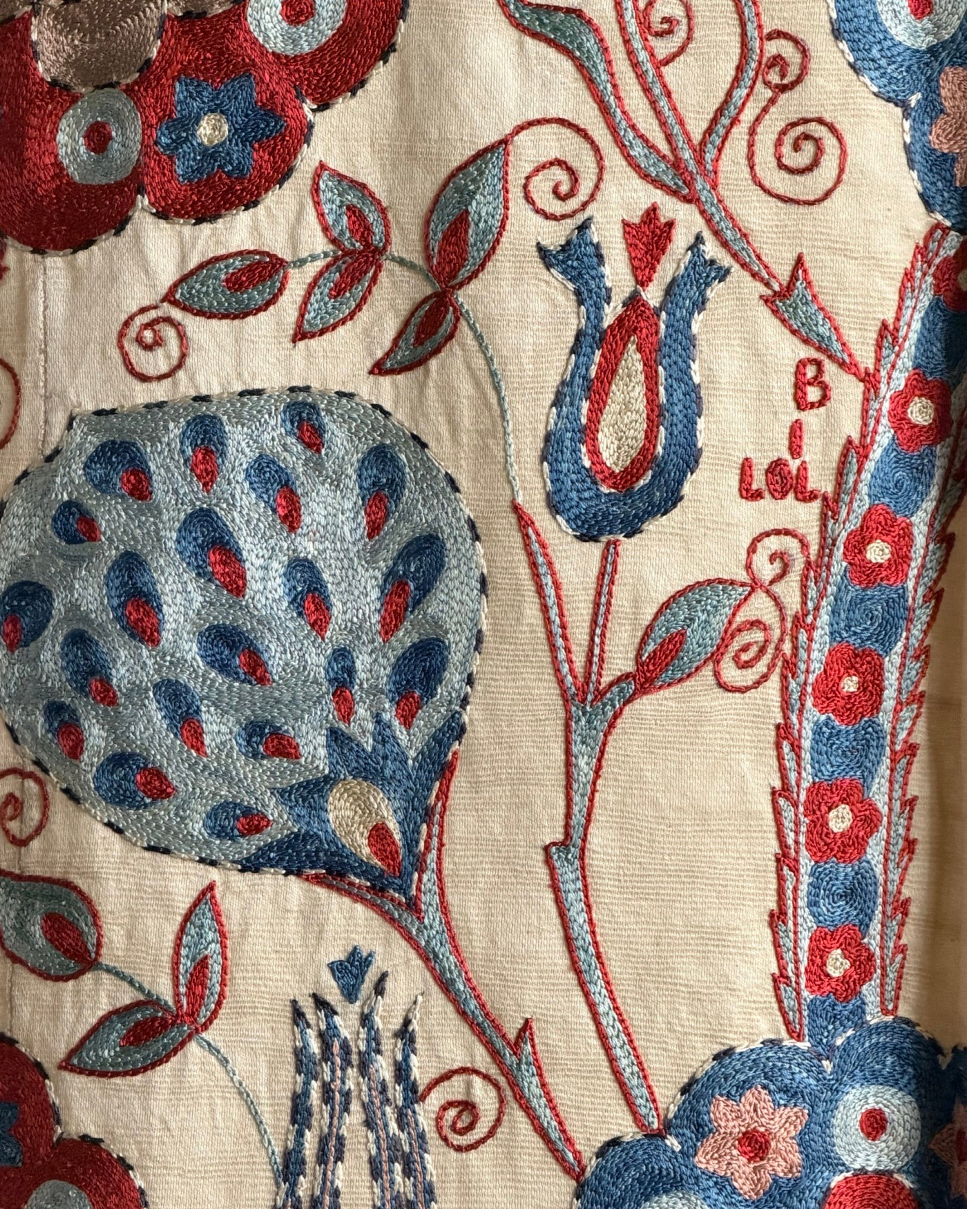Hand Stitched Suzani (CSSU67026 | 68 x 104" ) Suzani Aziz Suzani 