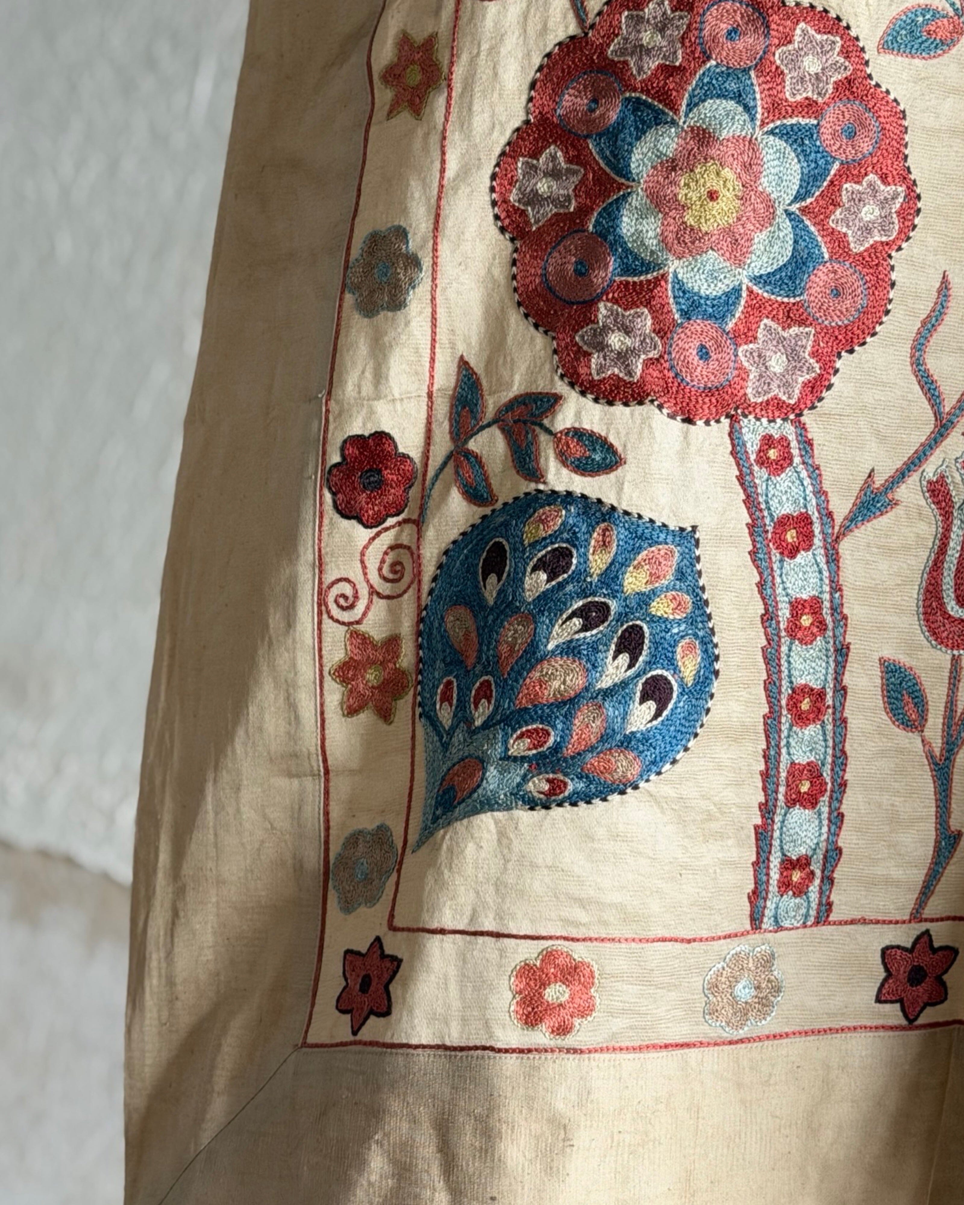 Hand Stitched Suzani (CSSU67326 | 68 x 102" ) Suzani Aziz Suzani 