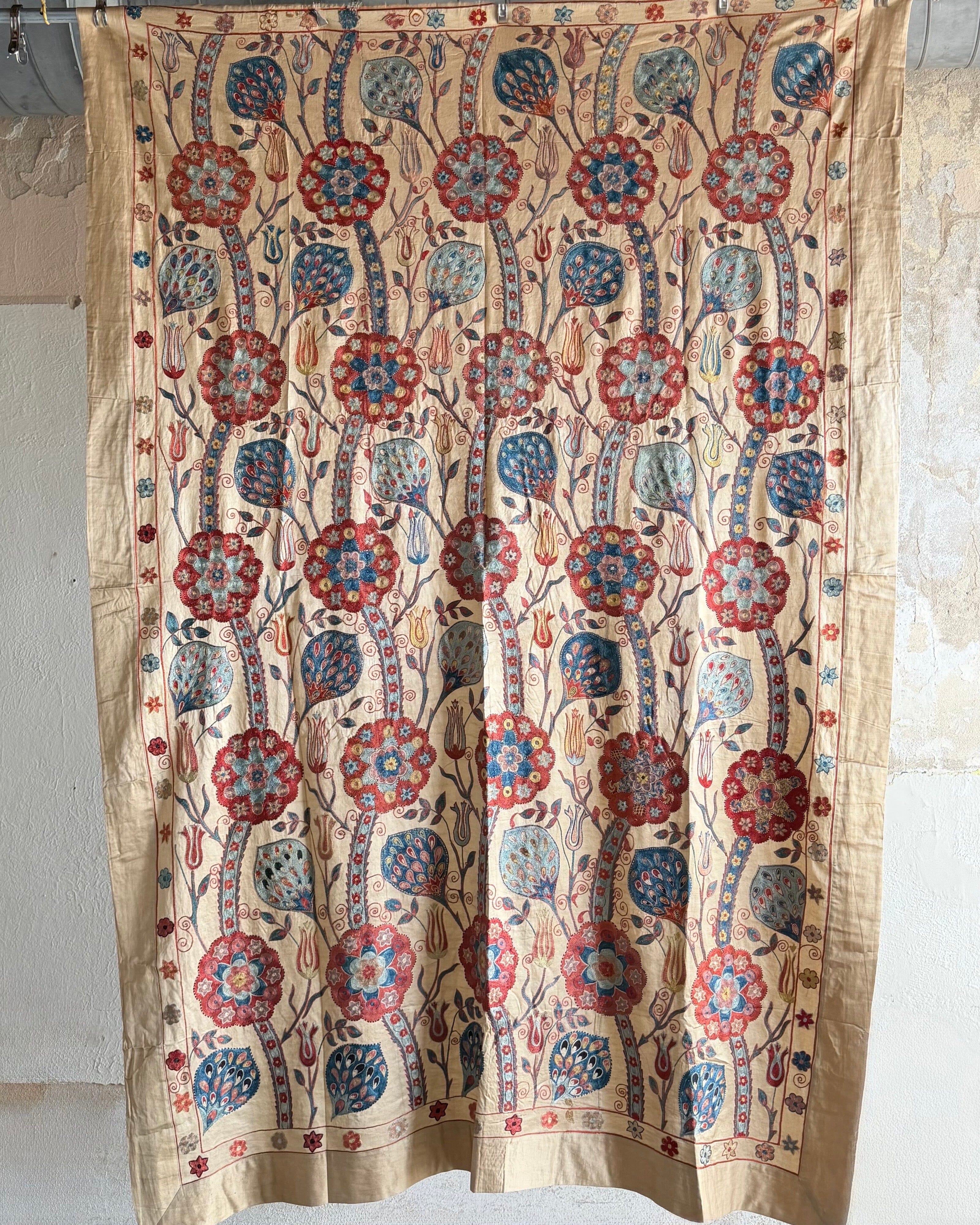 Hand Stitched Suzani (CSSU67326 | 68 x 102" ) Suzani Aziz Suzani 