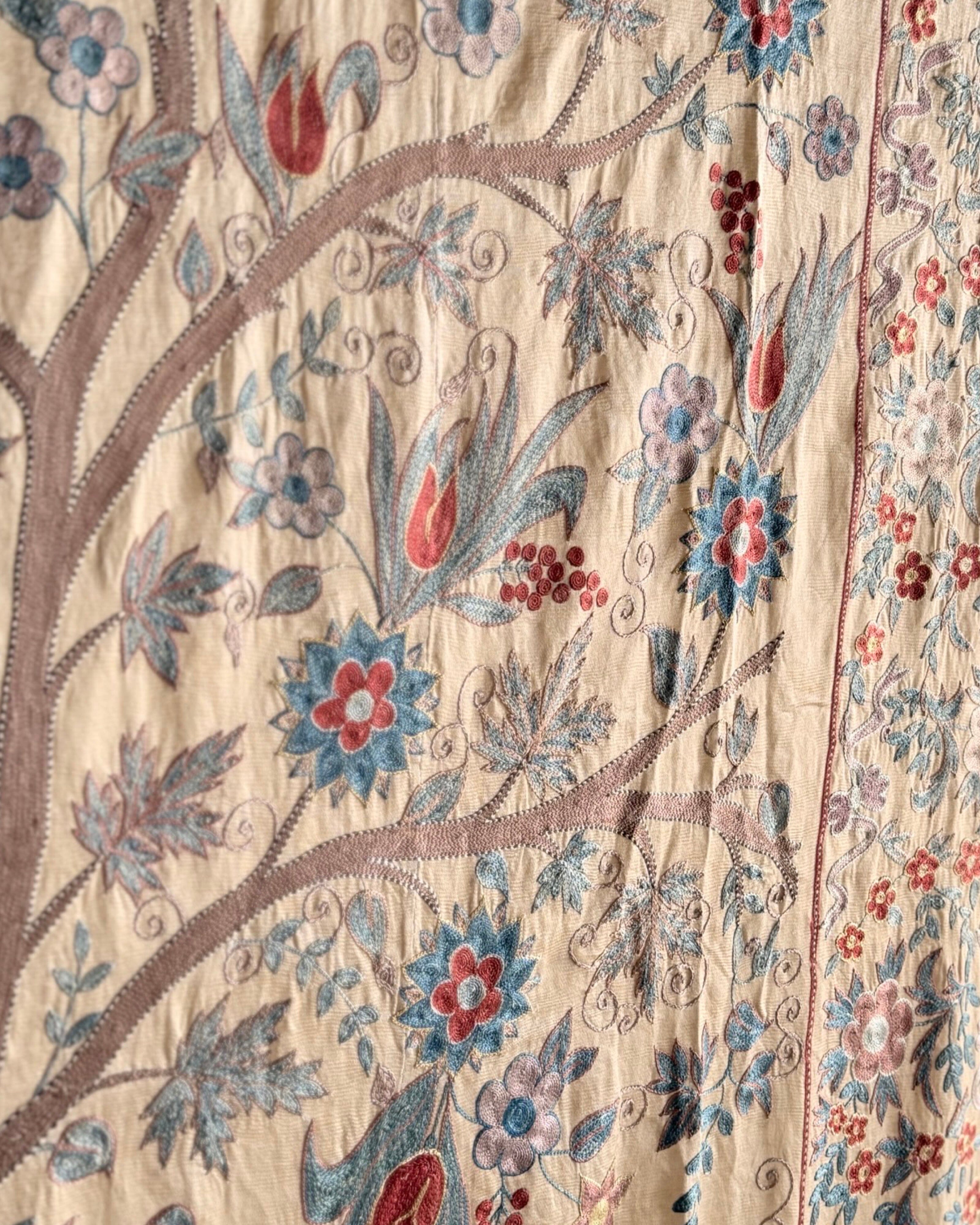 Hand Stitched Suzani (CSSU67926 | 67 x 99" ) Suzani Aziz Suzani 