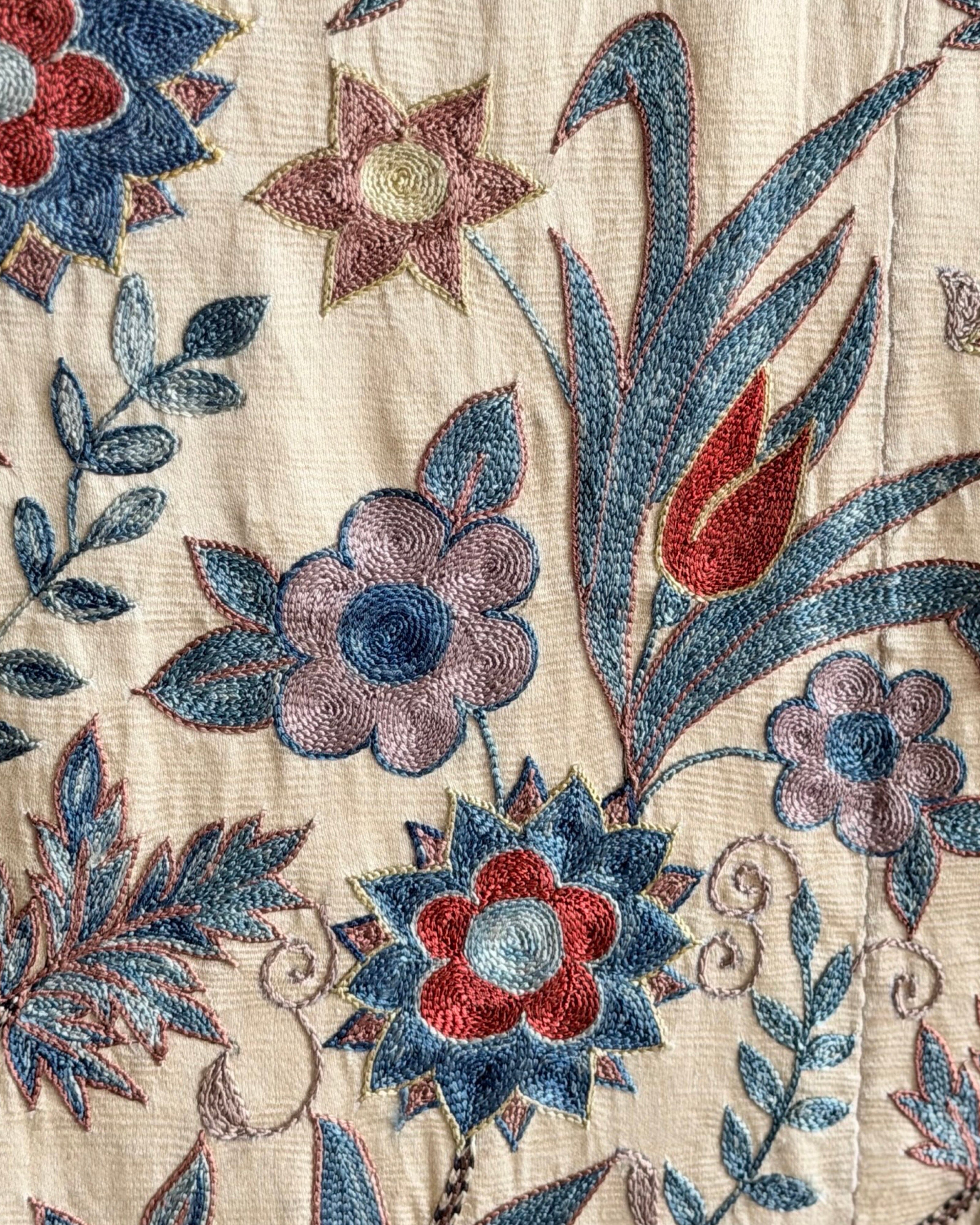 Hand Stitched Suzani (CSSU67926 | 67 x 99" ) Suzani Aziz Suzani 