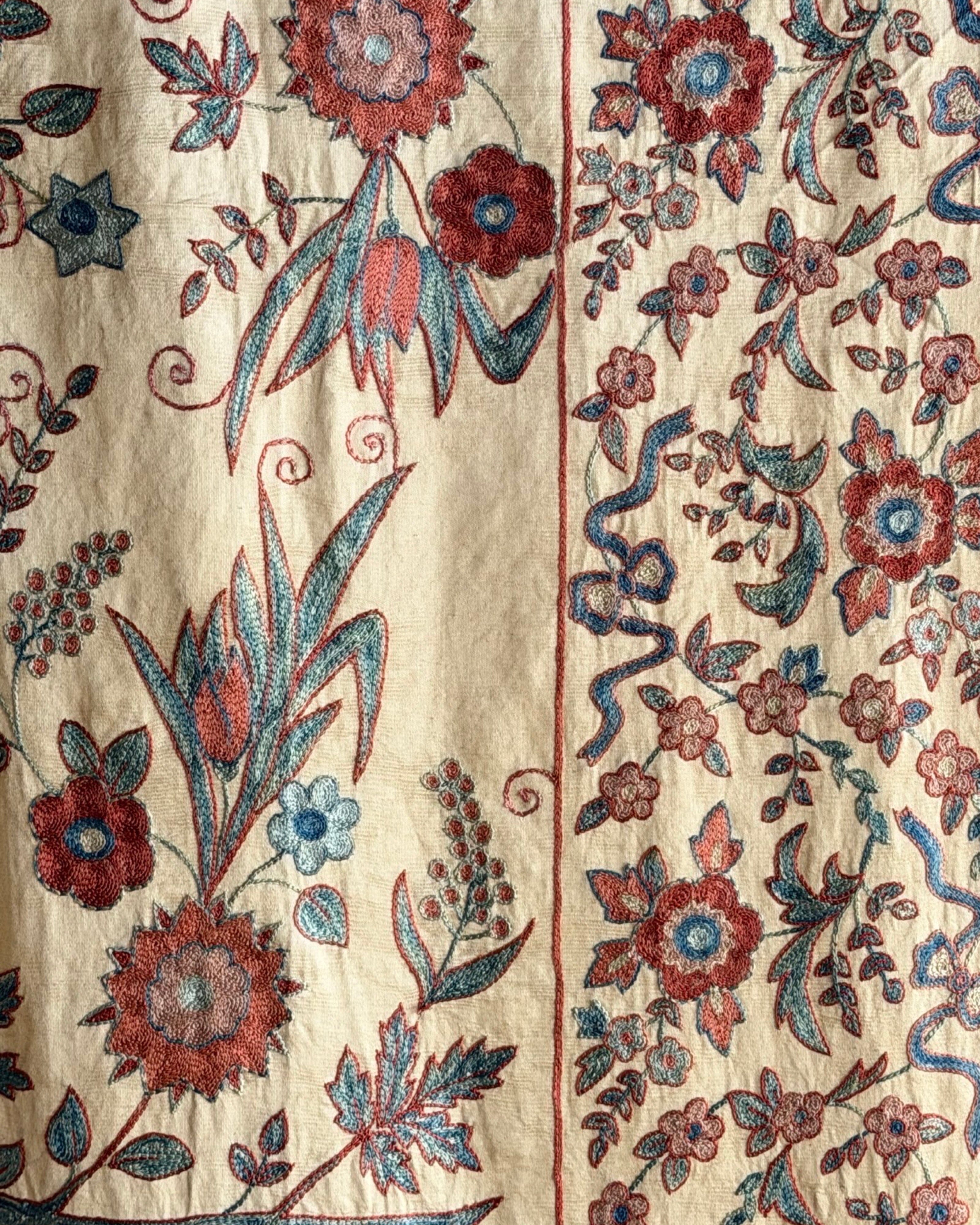 Hand Stitched Suzani (CSSU68926 | 61 x 84" ) Suzani Aziz Suzani 