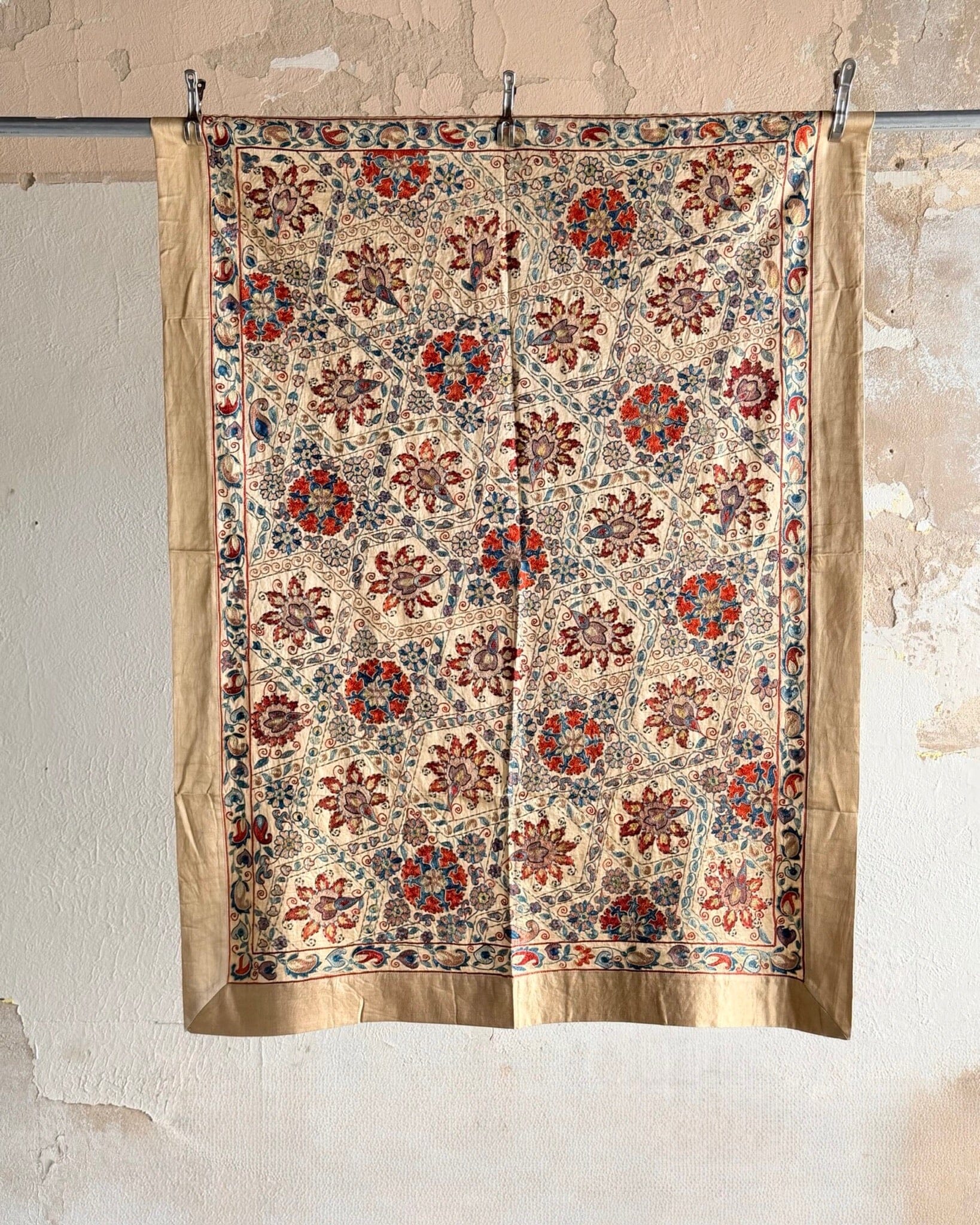 Hand Stitched Suzani (CSSU69126 | 44 x 61.5") Suzani Aziz Suzani 