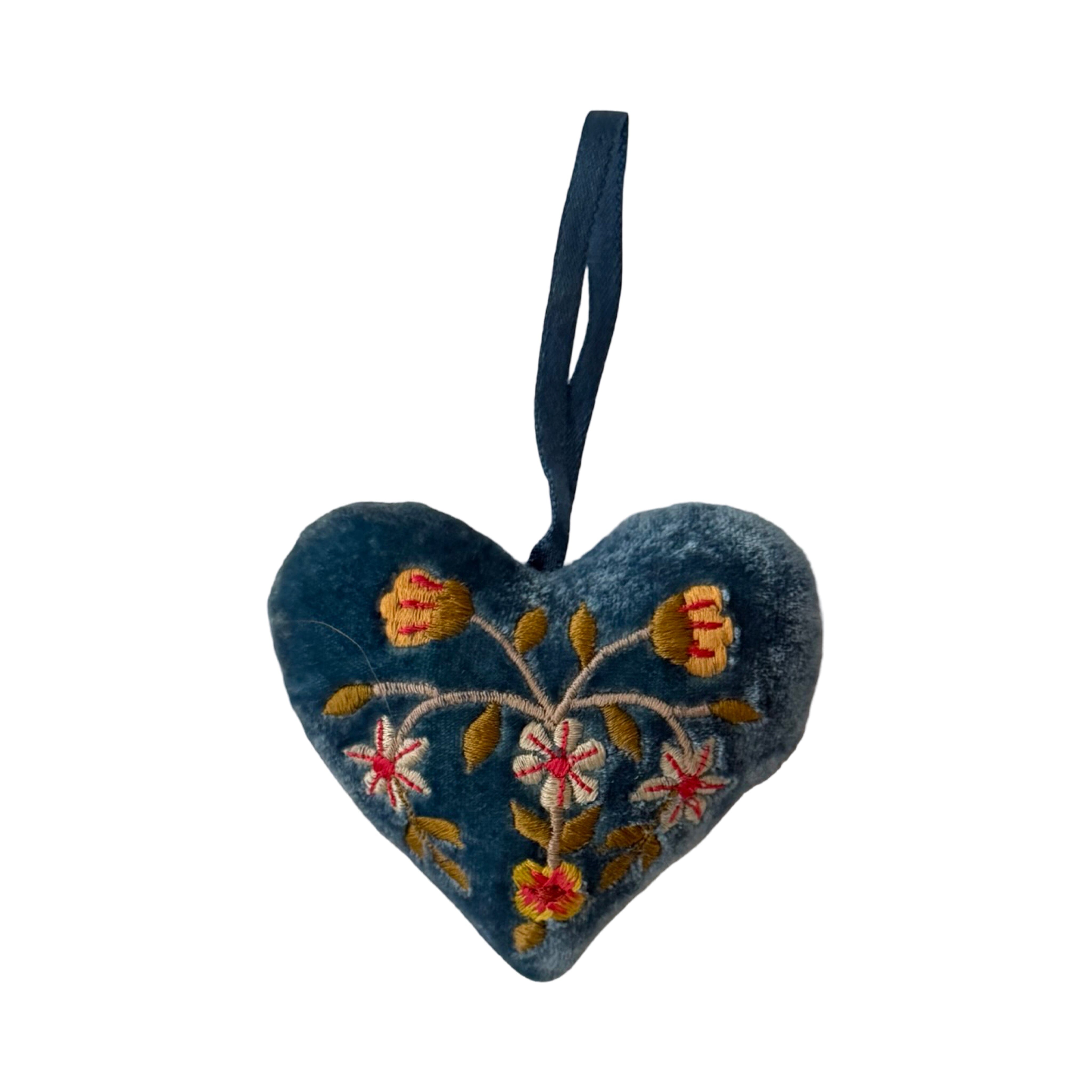 Silk Velvet Hand Embroidered Heart Ornaments Ornament Anke Drechsel DD 