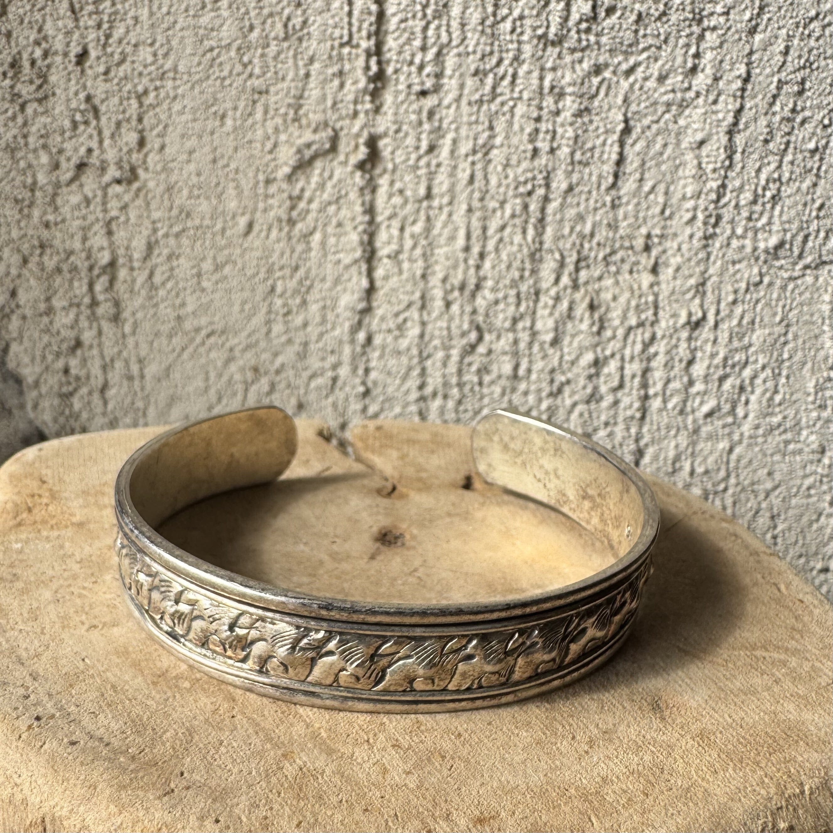 Southeast Asian Sterling Silver Cuffs Cuff Cambodia Elephant Heads | 1/4" Cuff 