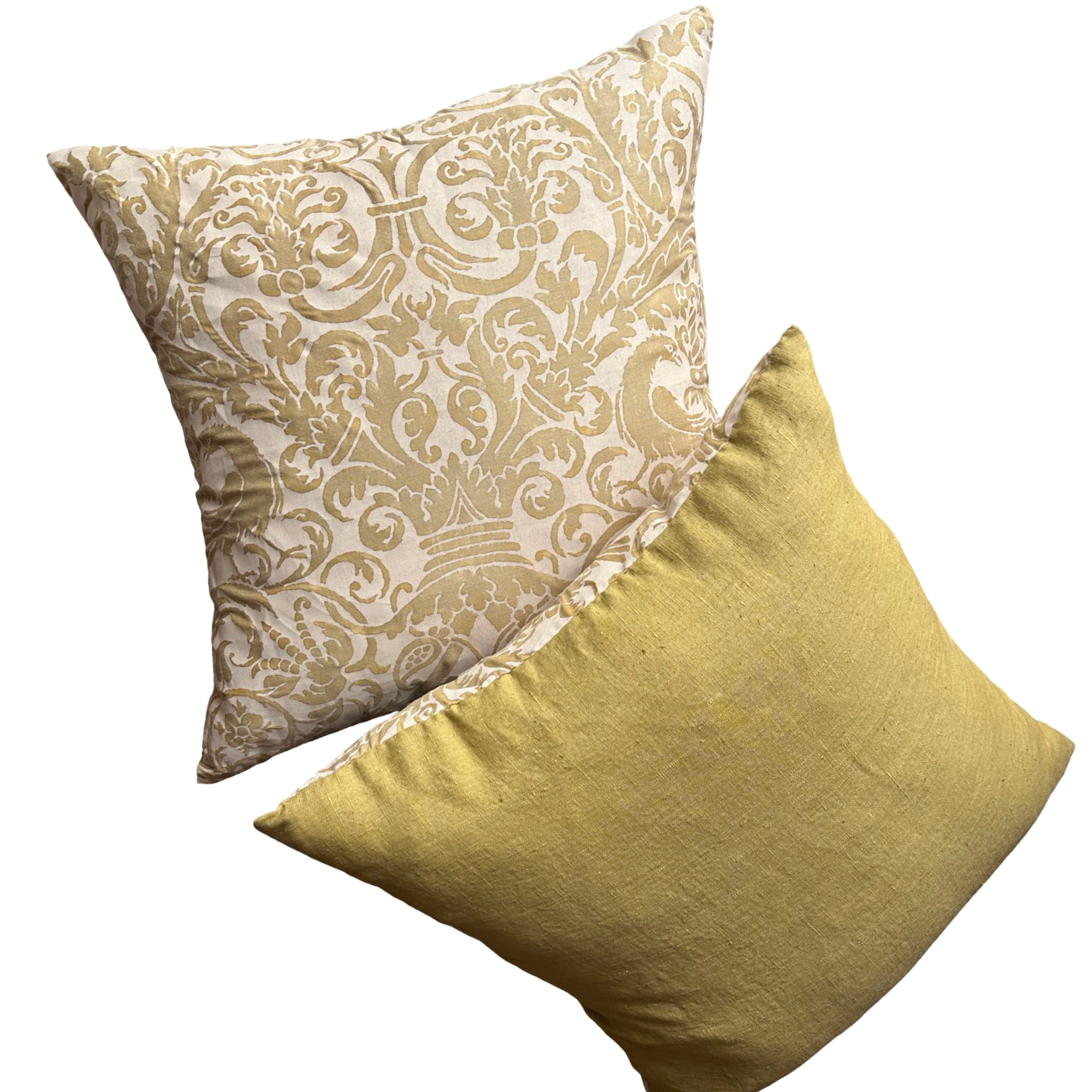 Uccelli Fortuny (#F042325A&B | 21.25 x 21.5") New Pillows B. Viz Design 