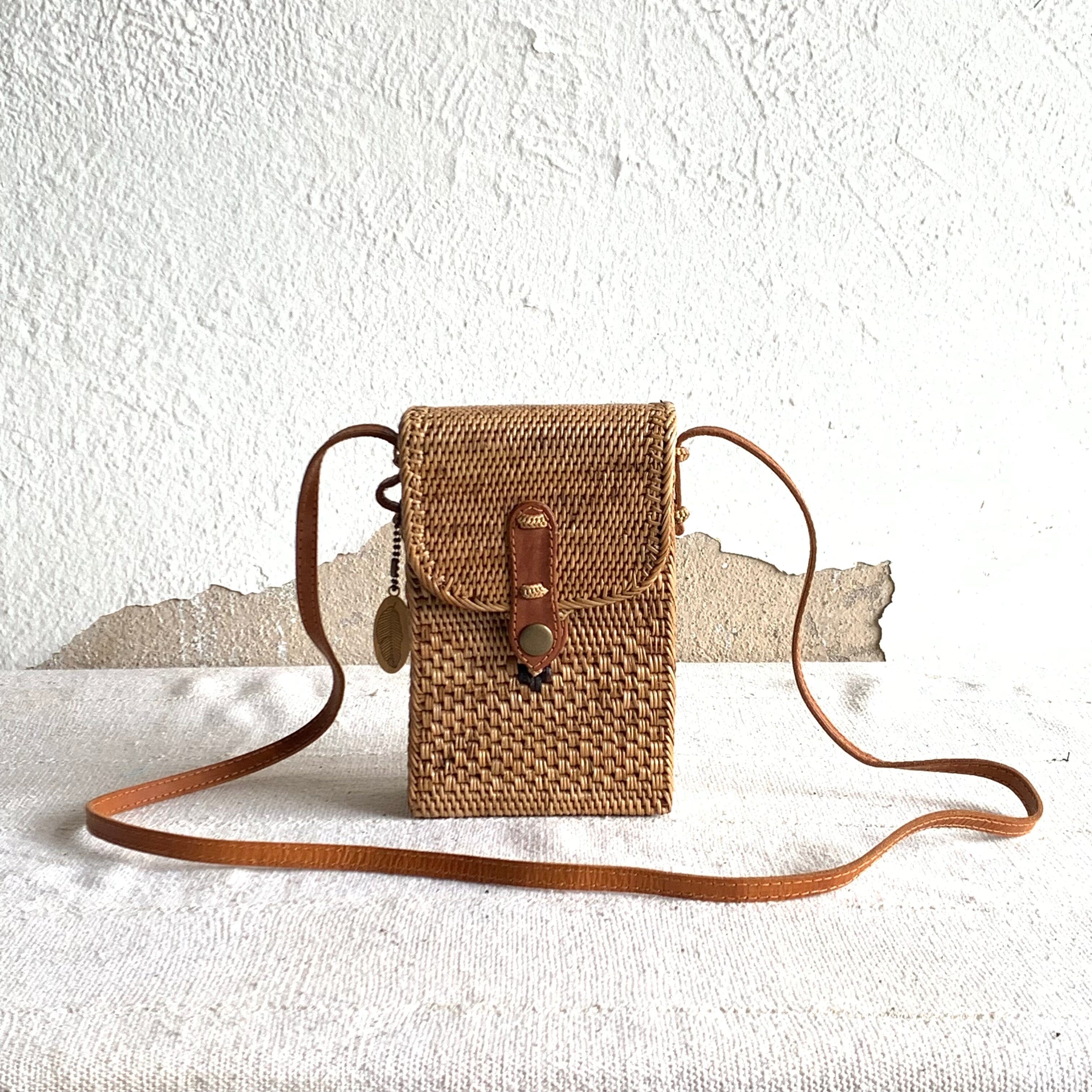 Balinese Cross Body Cell Phone Purse Bag The Winding Road 
