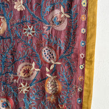 Hand Stitched All Silk Suzani (CSSU241622| 63 x 98