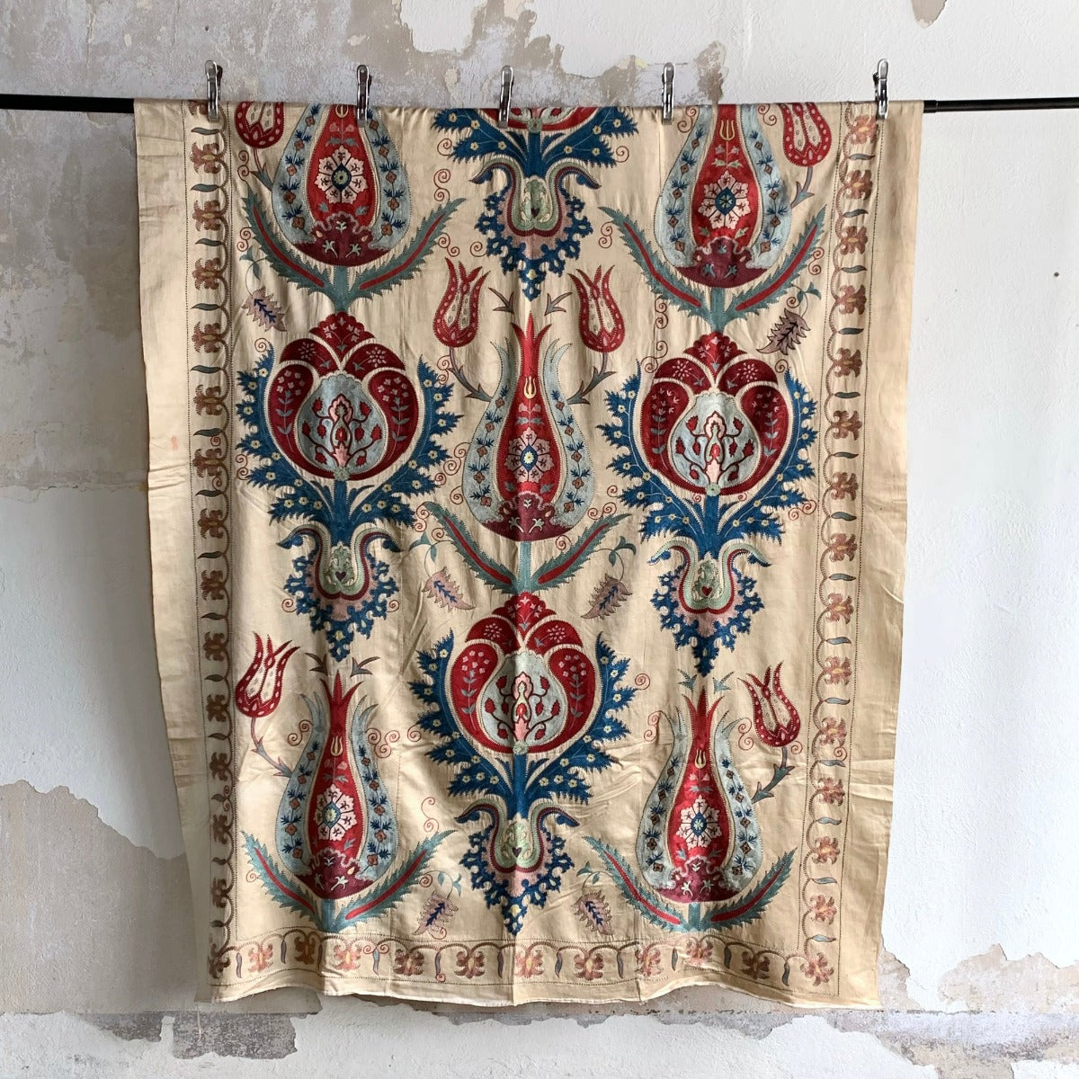 Suzani tapestry discount