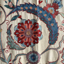 Hand Stitched Suzani (CSSU221722| 61 x 75 1/2